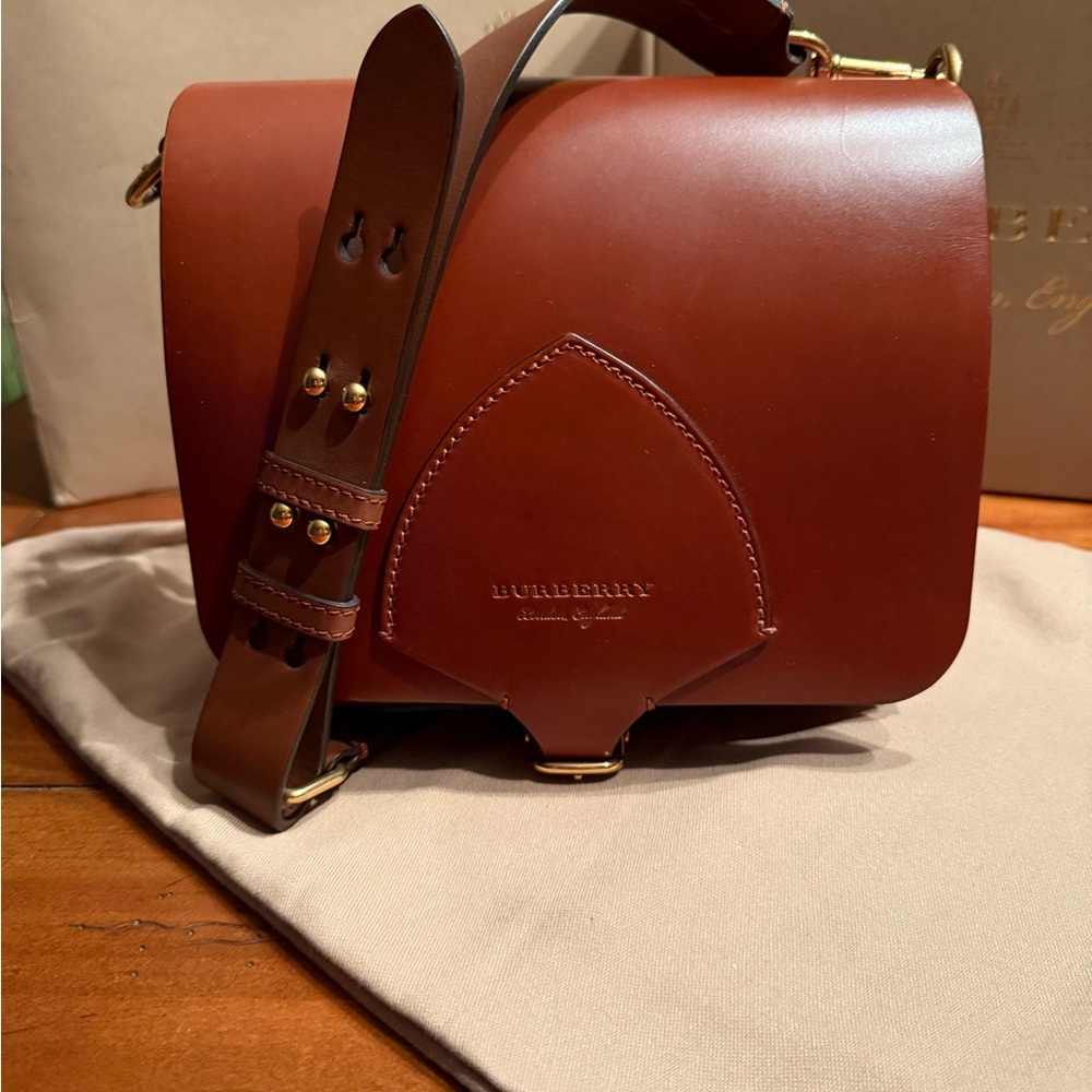 Authentic Burberry Bridle Leather Grainy Square Satchel